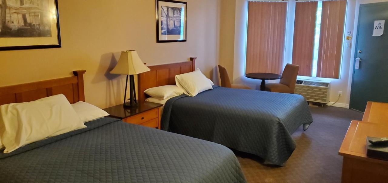 Lakeview Resort Motel Васага-Бич Экстерьер фото
